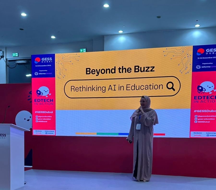 Israa Lulu speaking at GESS Dubai